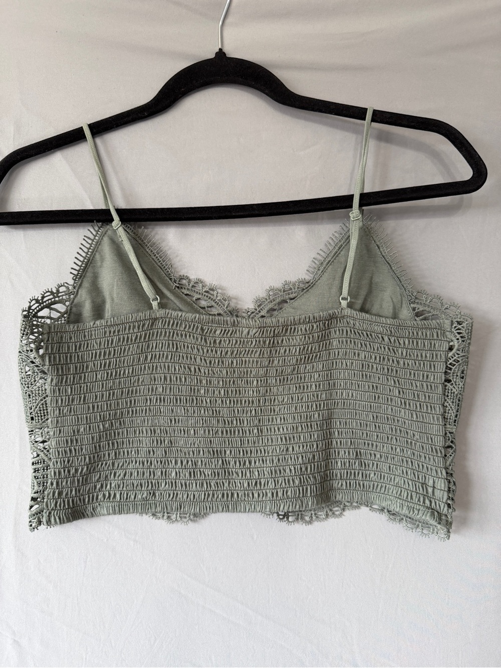 Wishlist Womens Boho Lace Crochet Cropped Cami Top Size L Sage Green Festival - Picture 5 of 8